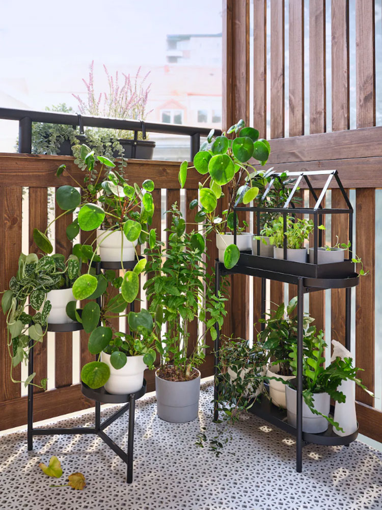 Idee arredamento balcone piccolo Ikea n.05
