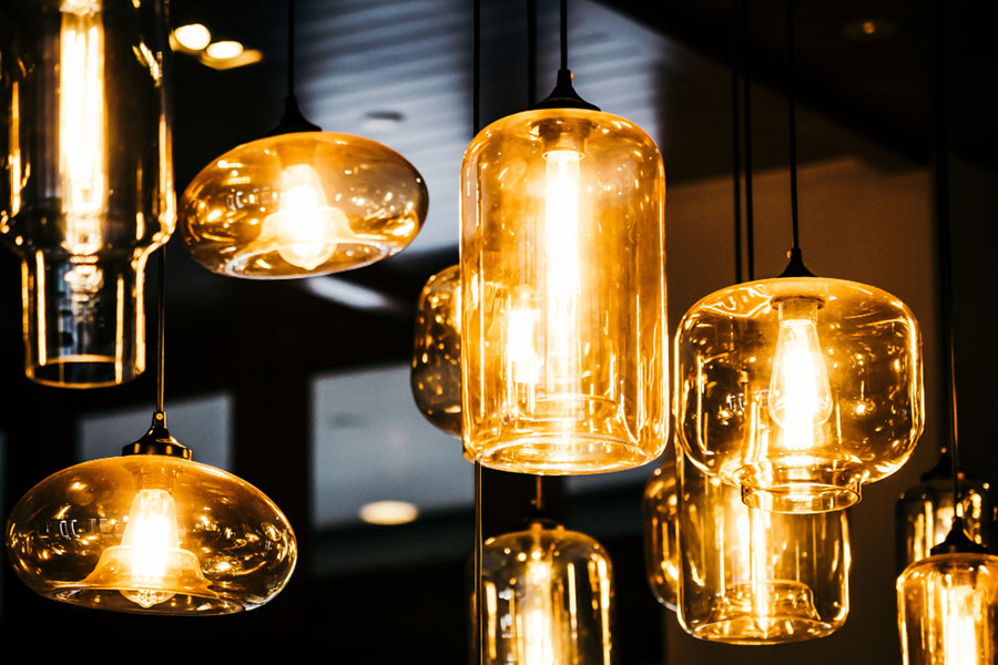 Come illuminare casa con elementi di design