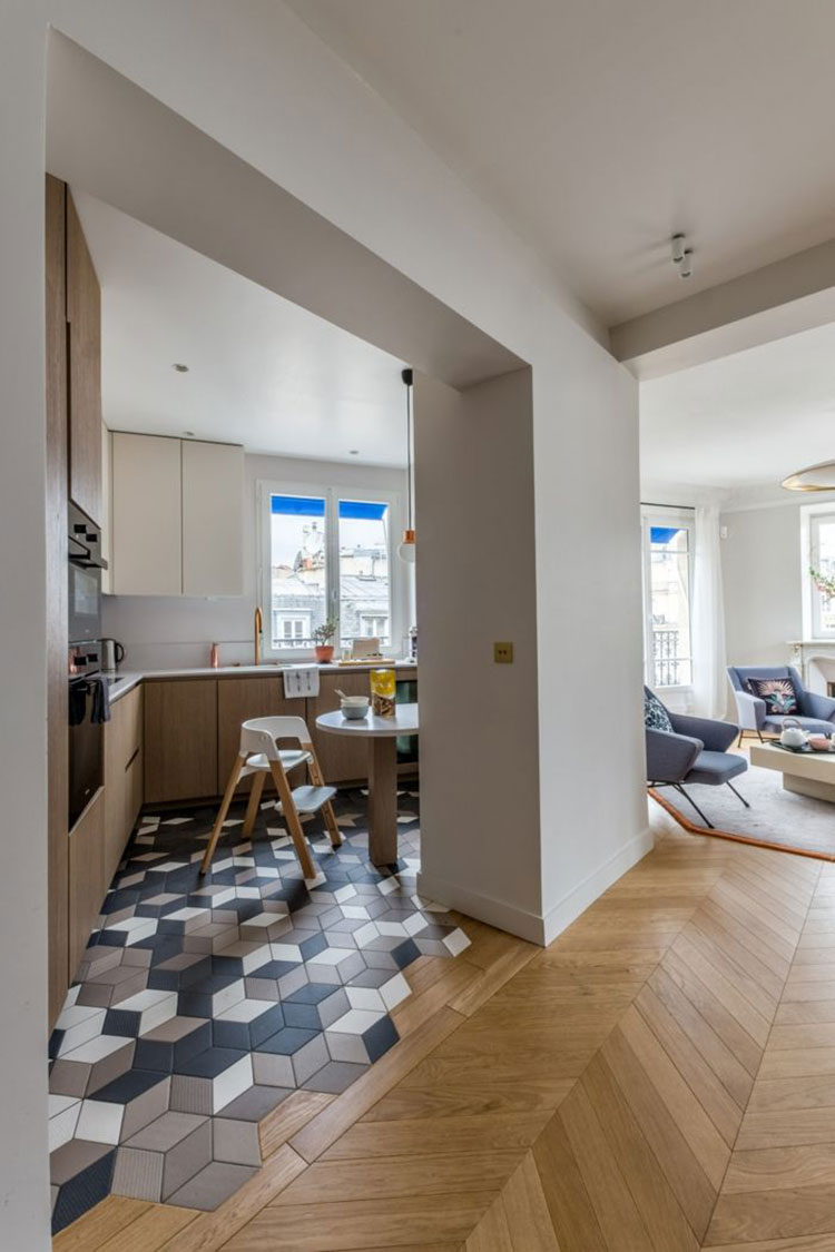 Idee pavimento per cucina in cementine mix n.2